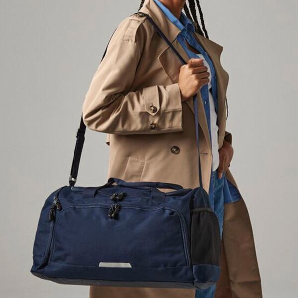Academy holdall Thumbnail